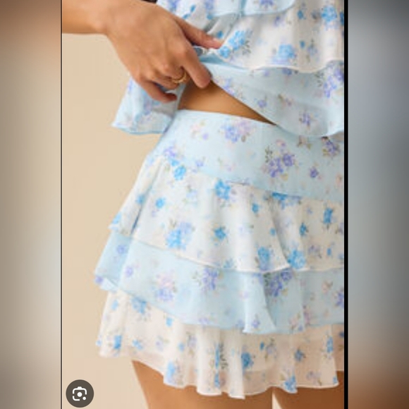 Altar'd State Floral Ruffle Women's Matching Set - Picture 5 of 11